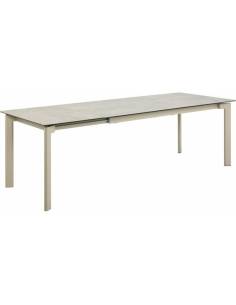 Extendable dining table... 2